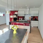 Holiday home Chez Fernand A Maison Neuve Confort Avec Jardin Et Parking Inclus
