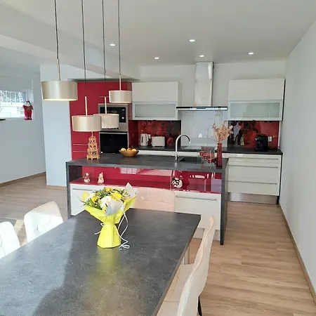 Semesterbostad Chez Fernand A Maison Neuve Confort Avec Jardin Et Parking Inclus