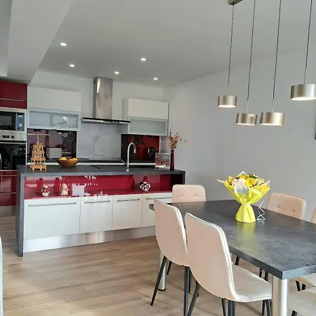 Chez Fernand à Maison Neuve Confort Avec Jardin Et Parking Inclus Colmar